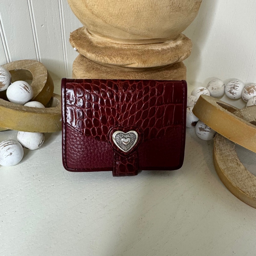 Brighton Burgundy Croc Embossed Leather Heart Bifold Wallet Card Case
